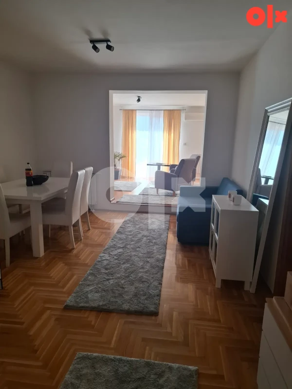 Stan na dan Stup bulevar Sarajevo sa garažom, 062 825 401 5