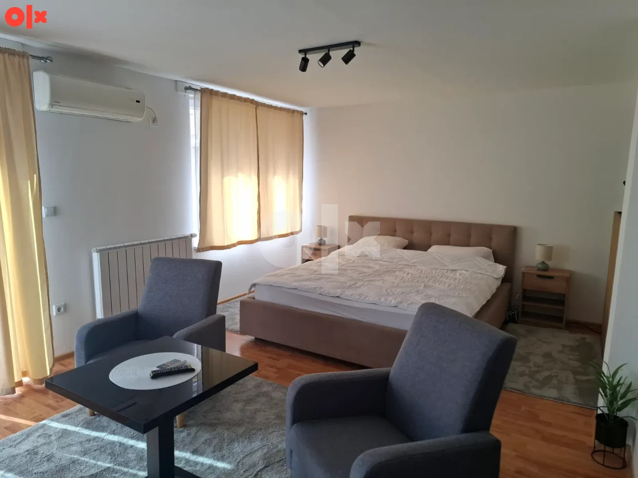 Stan na dan Stup bulevar Sarajevo sa garažom, 062 825 401 4
