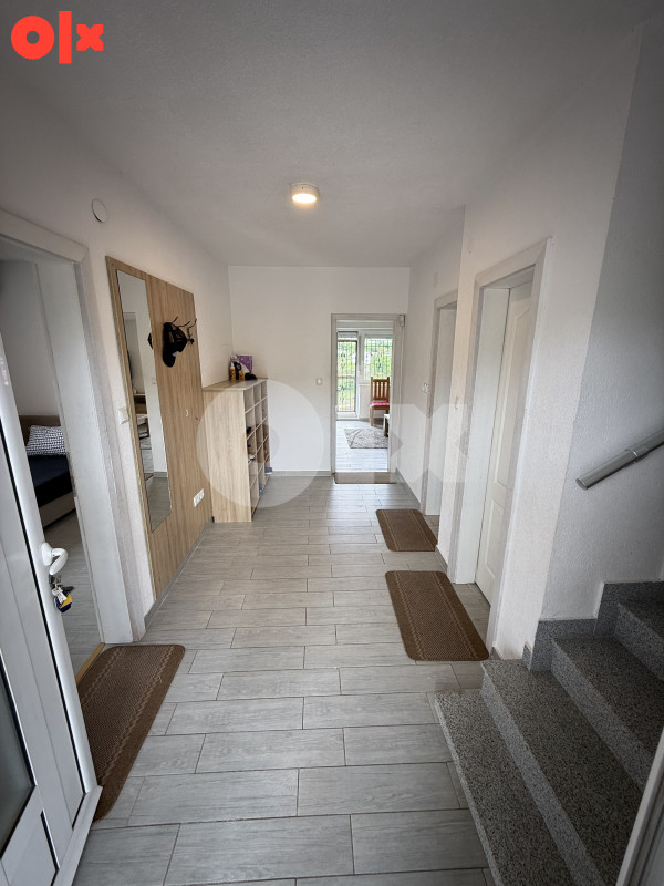 White Villa Blažuj iznajmljivanje na dan 9