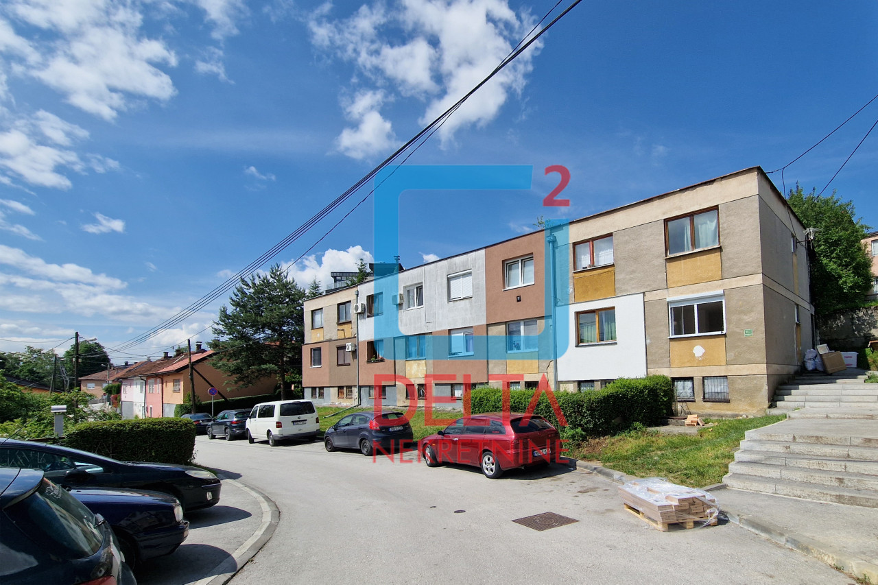 Garsonjera / stan / 26m2 / 1.sprat / Pofalići / Novo Sarajevo