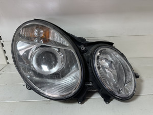 Mercedes E klas. W211 2003- Far. D