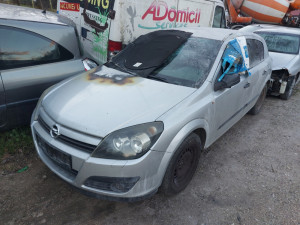 Opel astra h 1.4 benzin 66 kw 2005 godina - dijelovi