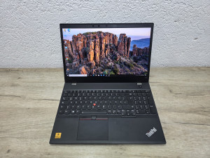 LENOVO ThinkPad T580 15.6" 4K , i7-8550U , 16GB DDR4 , 512 SSD
