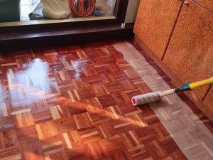 BRUSENJE PARKETA - Slajfanje Parketa Bruseni Parket (Pod)