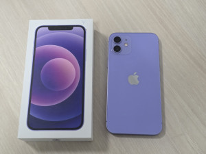 IPHONE 12 64GB Bez tragova Koristenja Garancija Radnje