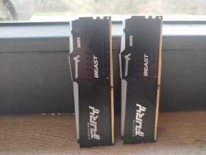 Kingston Fury Beast 16GB DDR5 (2x8GB) 5200MHz RGB