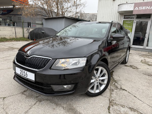 Škoda Octavia 1.6 tdi 81 kw DSG elegance Panorama