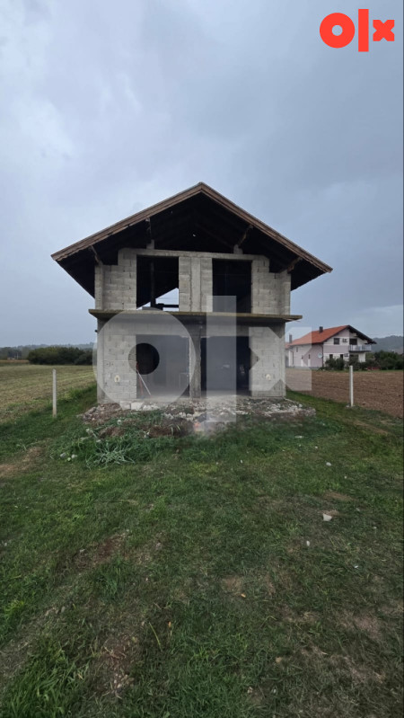 Poslovno stambeni objekat kuca Doboj