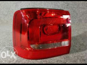 Stopka lijeva original Vw touran 10- vwz677 L+D na stanju