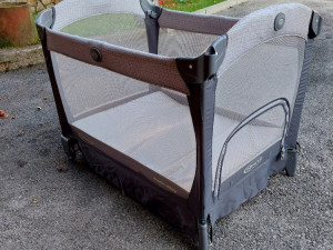 KREVETIC ZA BEBE  putni KREVETAC  IGRAONA  GRACO Play  TOP MODEL