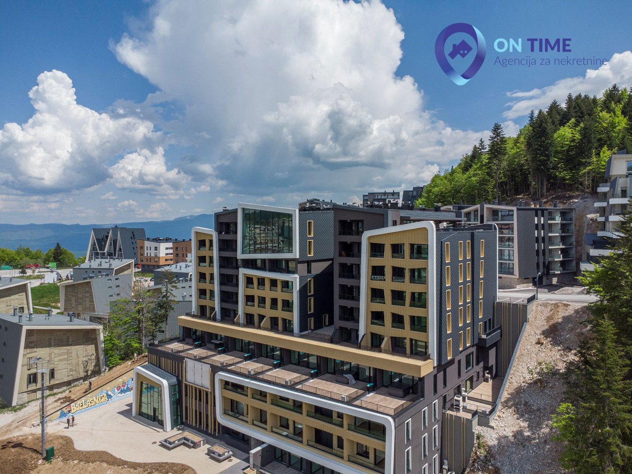 ON TIME prodaje: Trosoban Apartman Bjelašnica