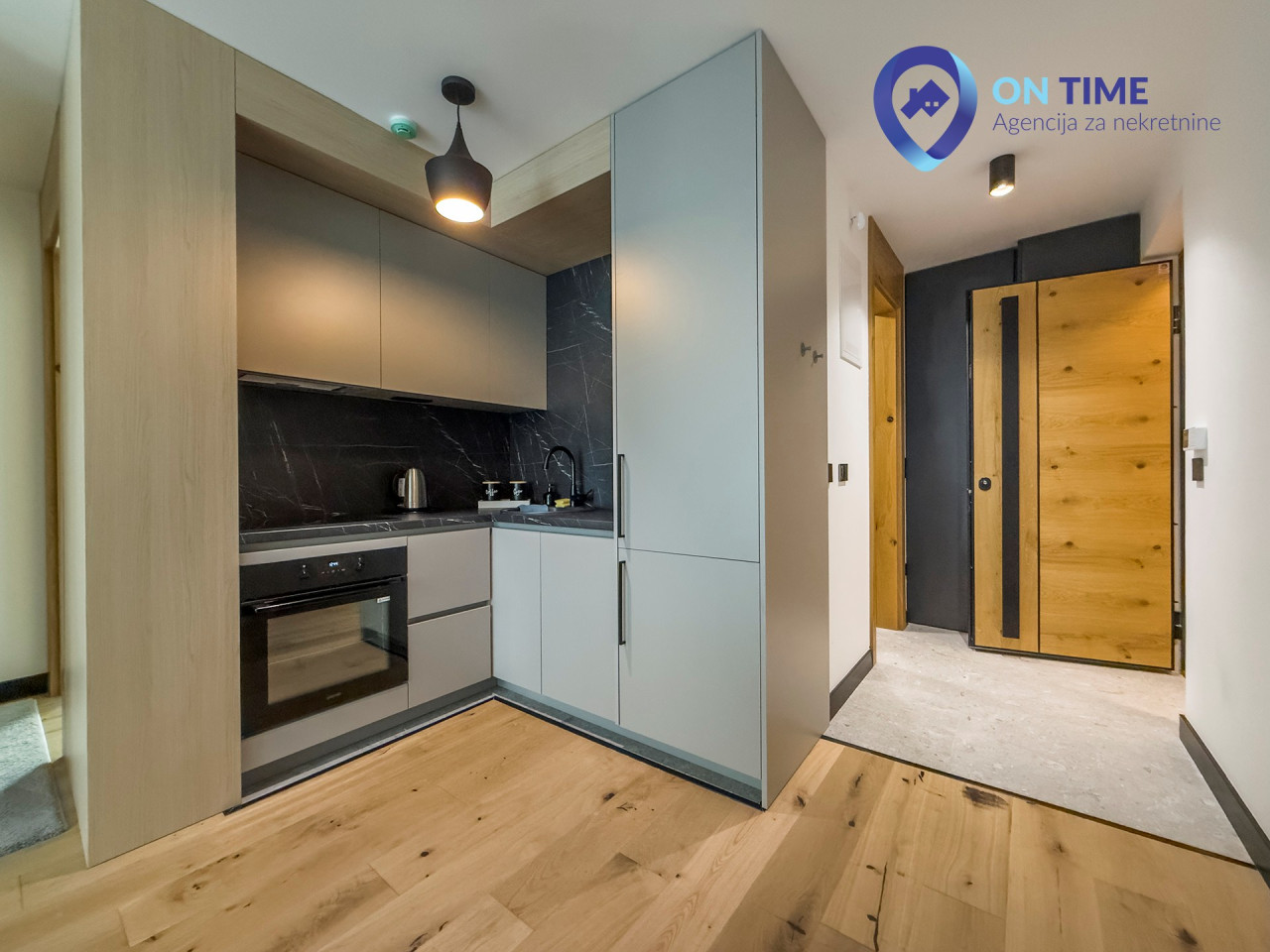 ON TIME prodaje: Trosoban Apartman Bjelašnica 12