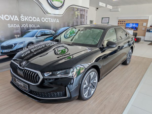 SUPERB SELECTION 2.0 TDI 4x4 DSG7 193 KS - na lageru