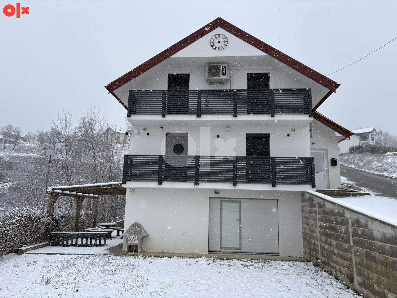 POVOLJNO - KUĆA BUŽIM