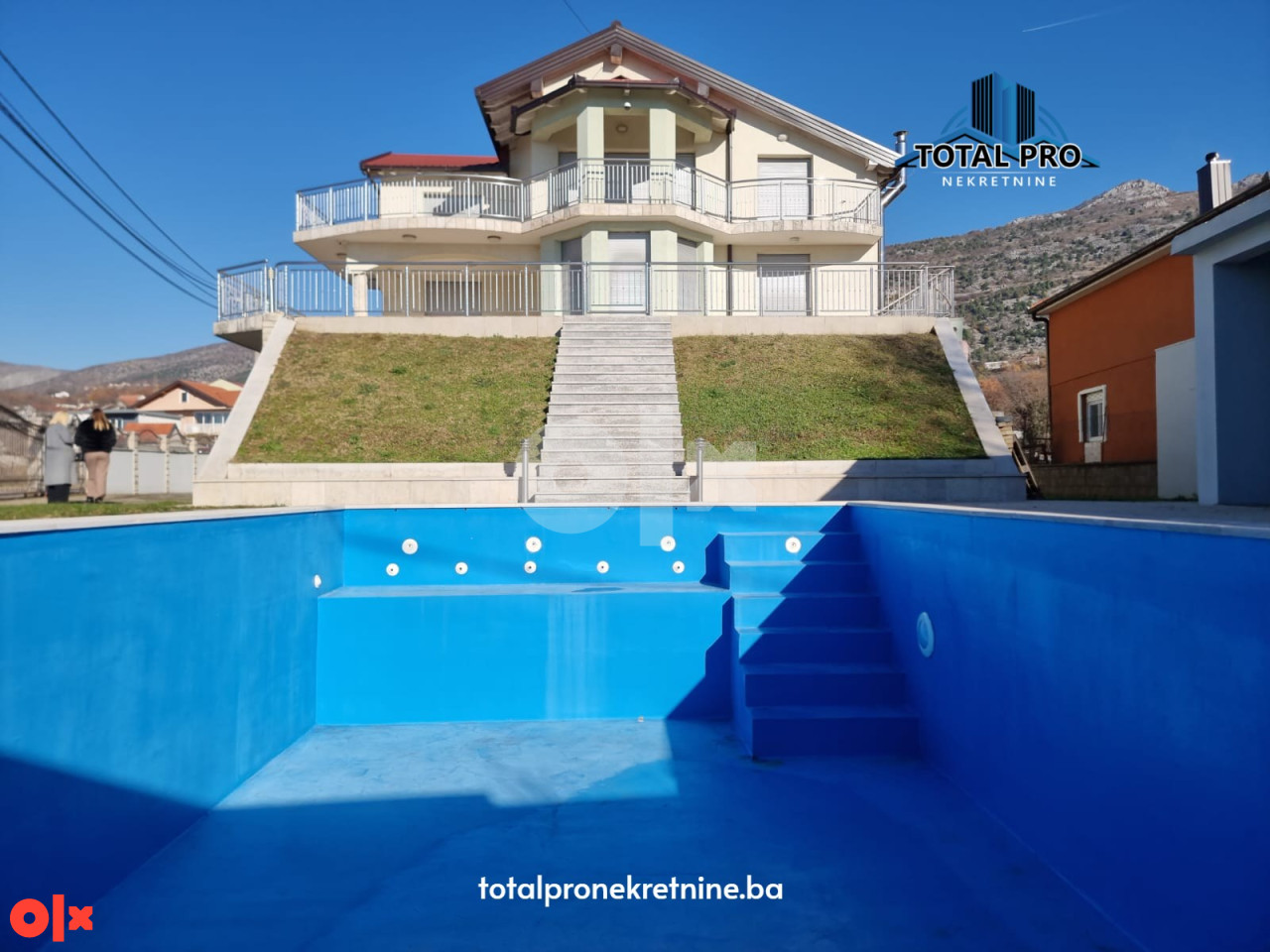 TOTAL PRO/ Vila s bazenom 500 m2 / Blagaj 2