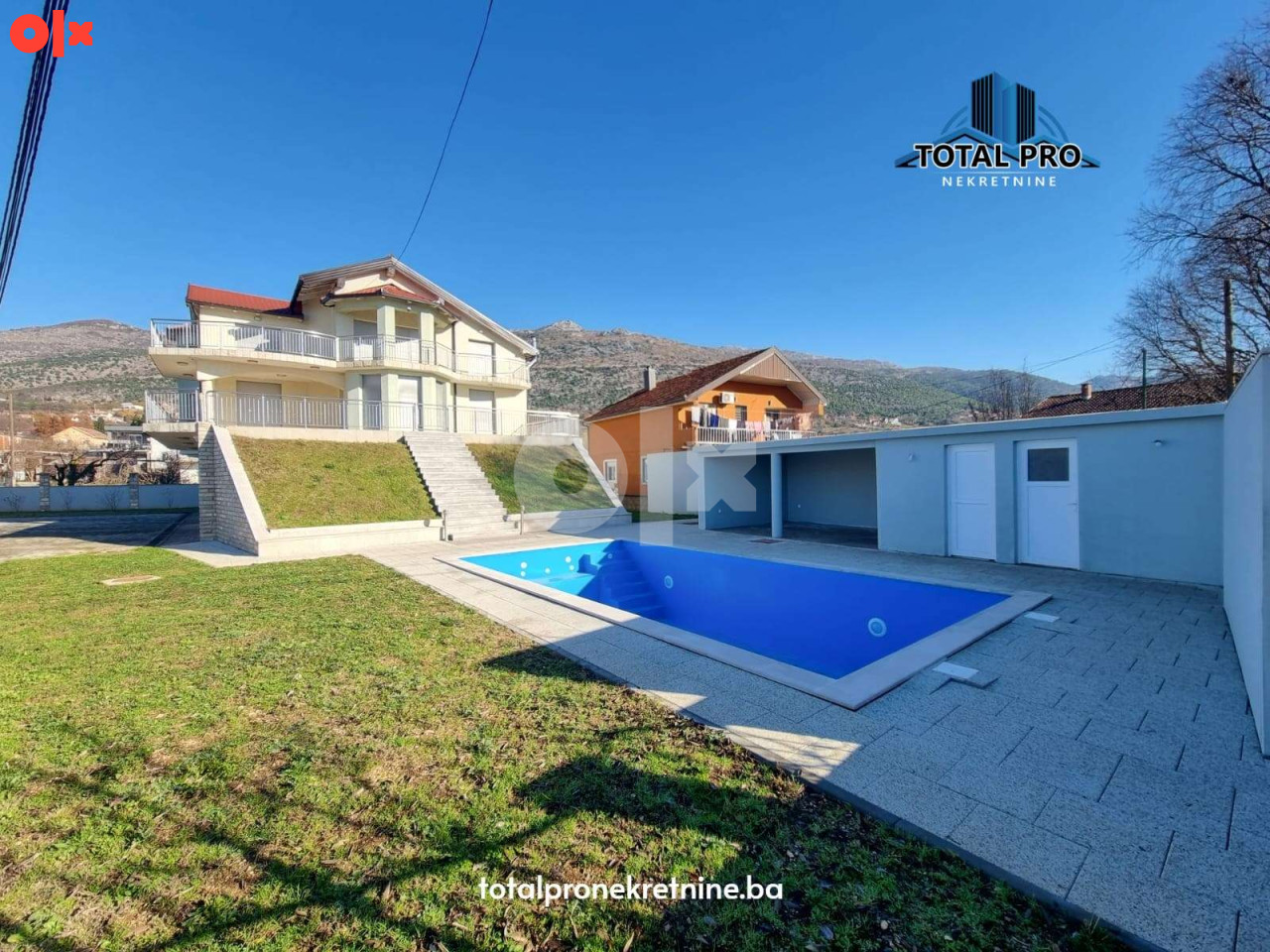 TOTAL PRO/ Vila s bazenom 500 m2 / Blagaj