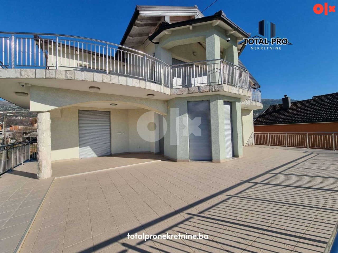 TOTAL PRO/ Vila s bazenom 500 m2 / Blagaj 8
