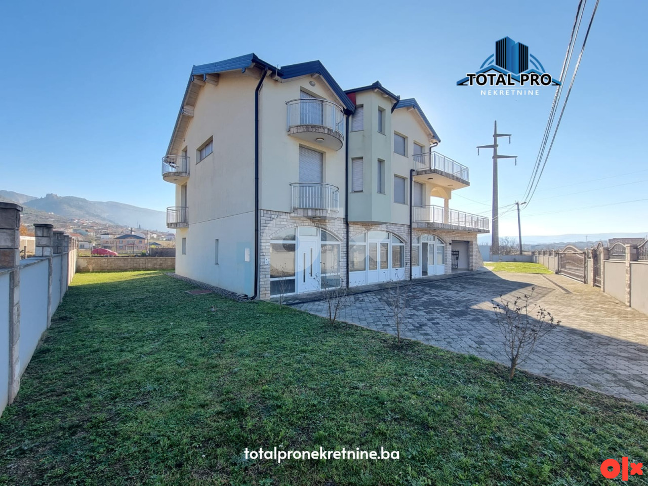 TOTAL PRO/ Vila s bazenom 500 m2 / Blagaj 10