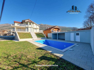 TOTAL PRO/ Vila s bazenom 500 m2 / Blagaj
