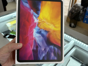 iPad Pro 11-inc Wi-Fi + Cellular
