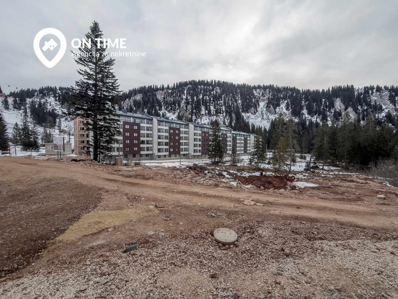 ON TIME prodaje: Dvosoban Apartman Jahorina 10