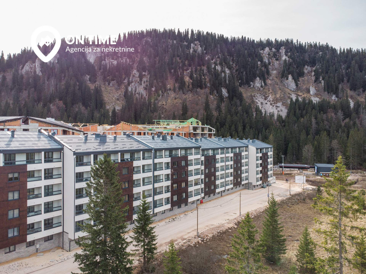 ON TIME prodaje: Dvosoban Apartman Jahorina 13