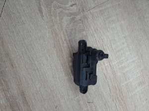 Vw/Audi/Skoda motoric rezervara 3v0862159A