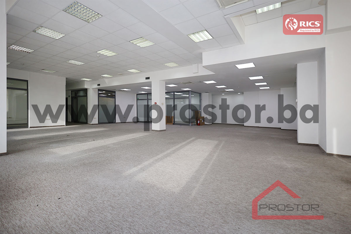 PROSTOR izdaje: Poslovni prostor, Pofalići 2