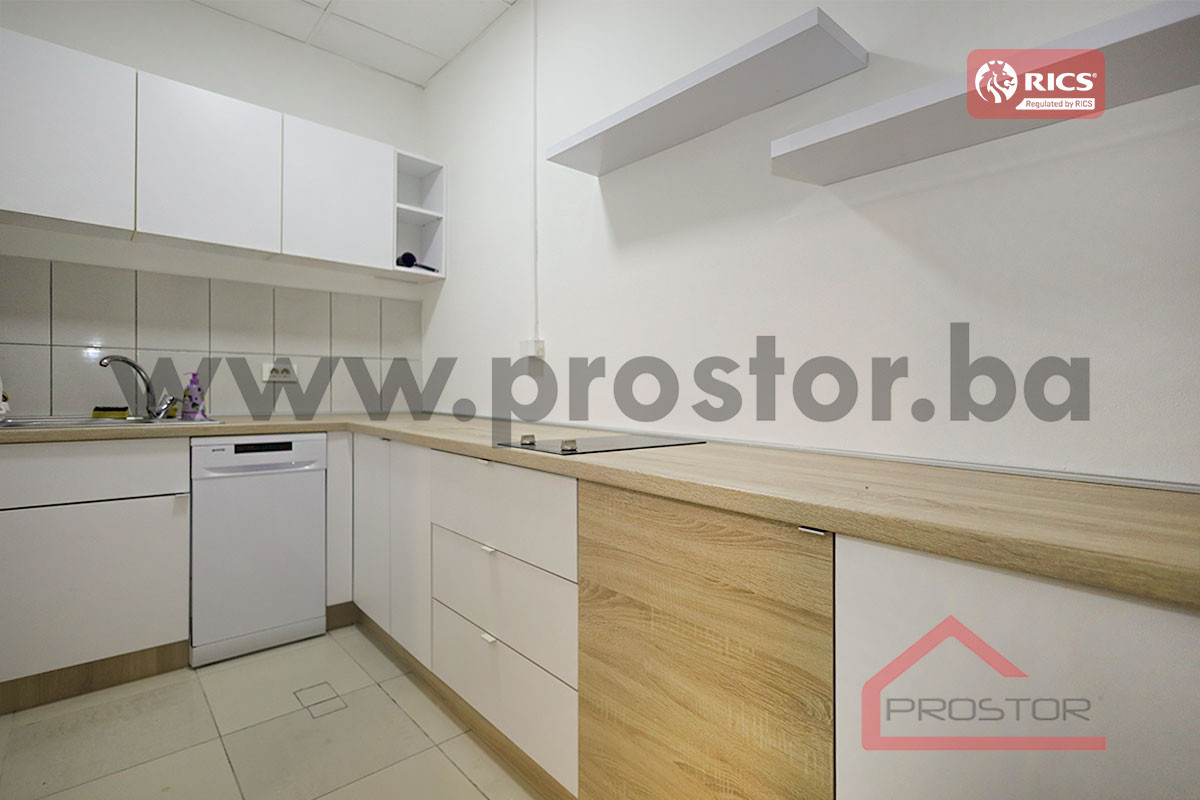 PROSTOR izdaje: Poslovni prostor, Pofalići 9