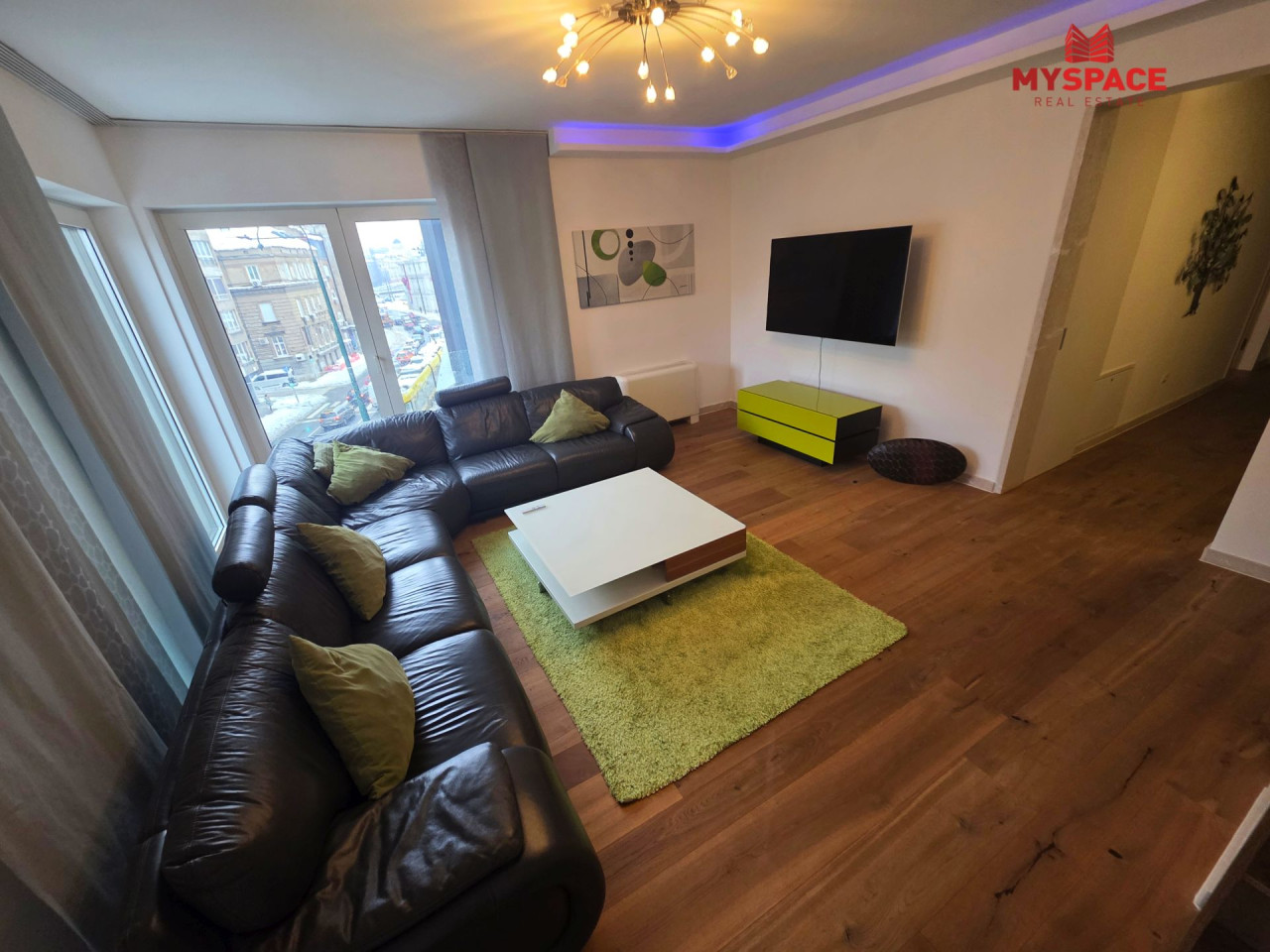 MY SPACE/ LUX stan sa garazom/ NAMJESTEN/ 107 m2 2