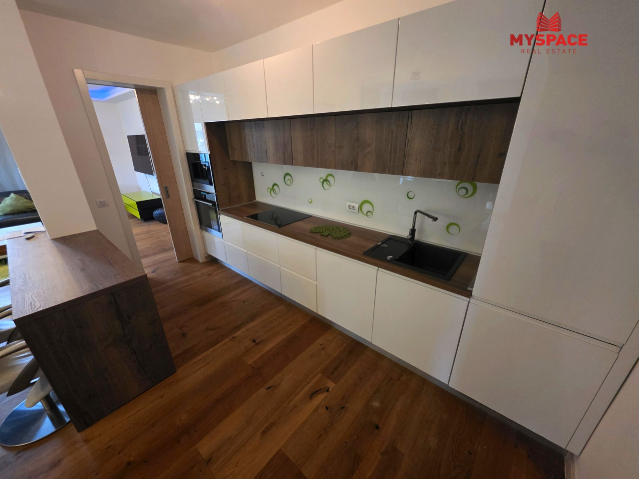 MY SPACE/ LUX stan sa garazom/ NAMJESTEN/ 107 m² - Mehr
