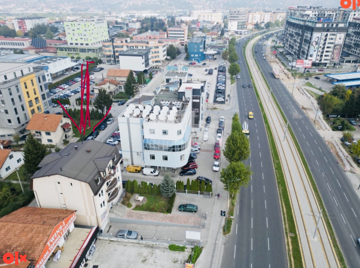 Prodaje se stambeno-poslovni Sarajevo glavna cesta) 2