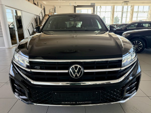 VW TOUAREG 3.0 TDI R-LINE  NOVO STANJE