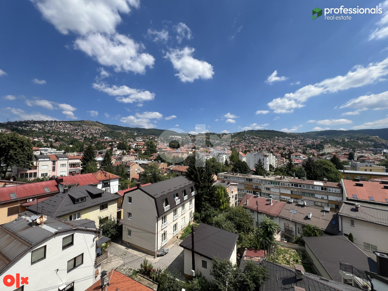 Trosoban stan Centar Sarajevo 24