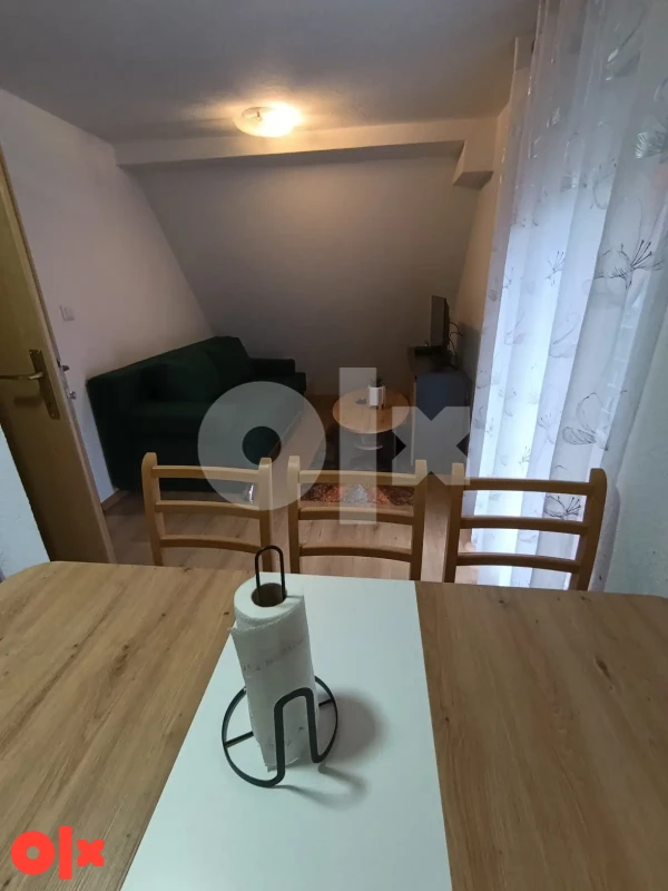Divan Vlašić vikendica 9