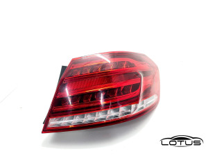 Desna štoplampa Mercedes E Klasa W212 2013-2016