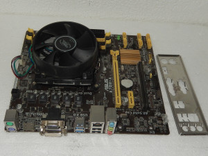 Matična ploča FM2 / procesor A8-6600k / cooler