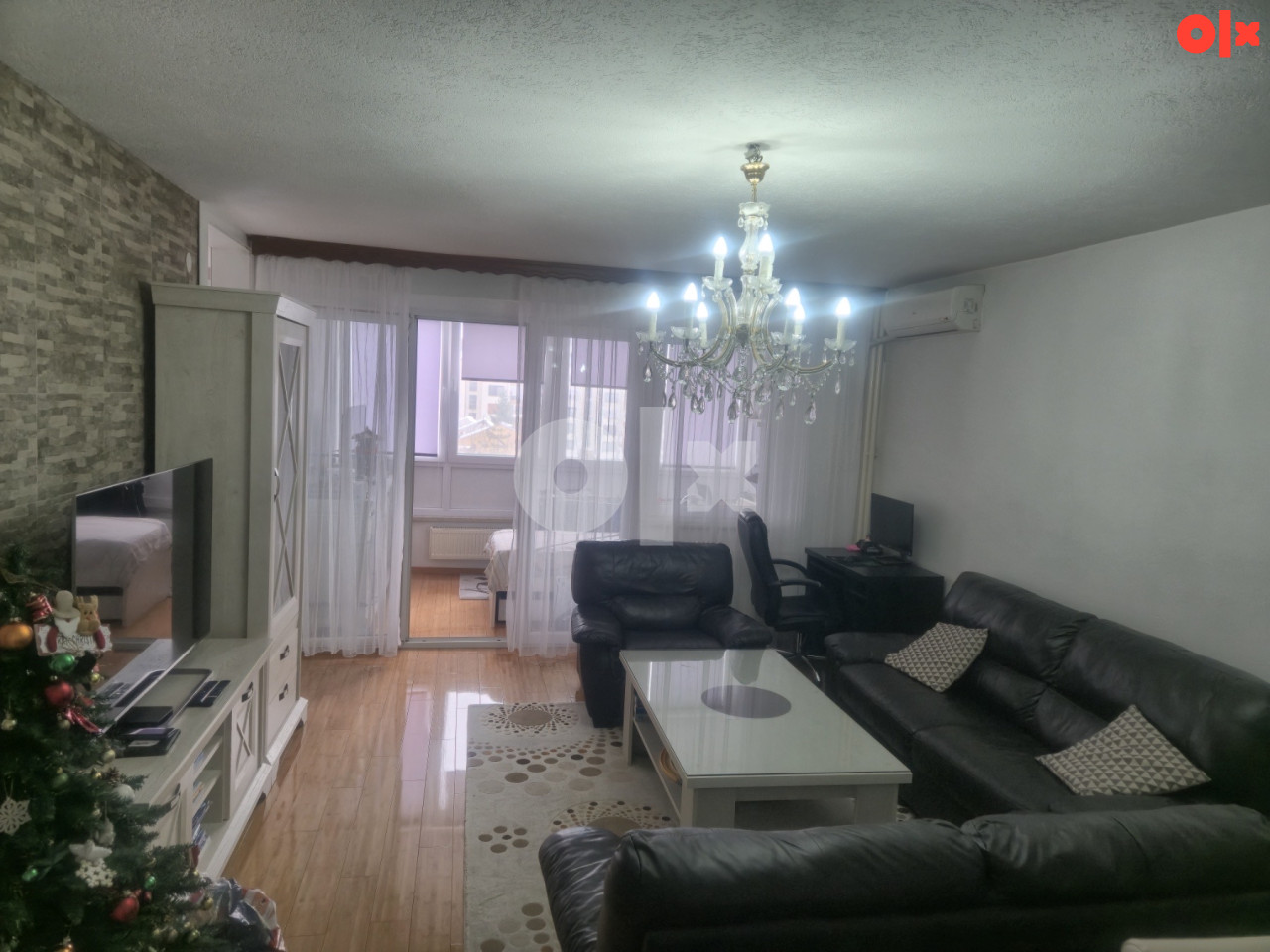 Stan Lukavac 70 m2 + zatvoreni balkon - cijena nije fiksna