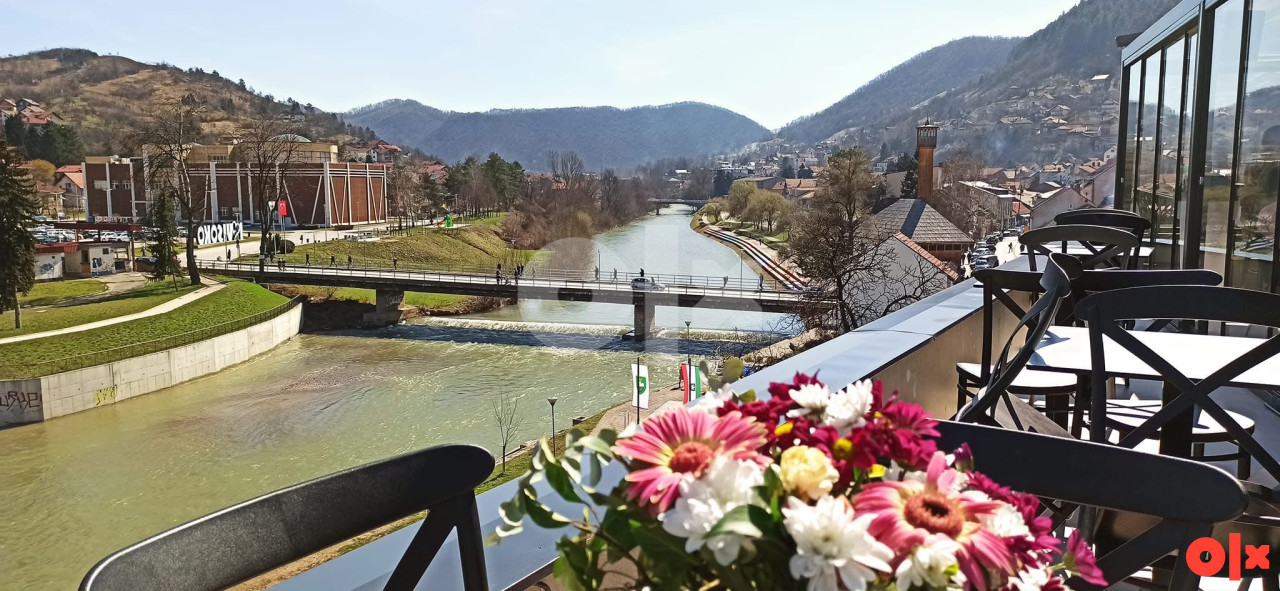 TRIMMO/Stambeno-poslovni objekat Korzo-Visoko/698 m2/TOP lokacija 21
