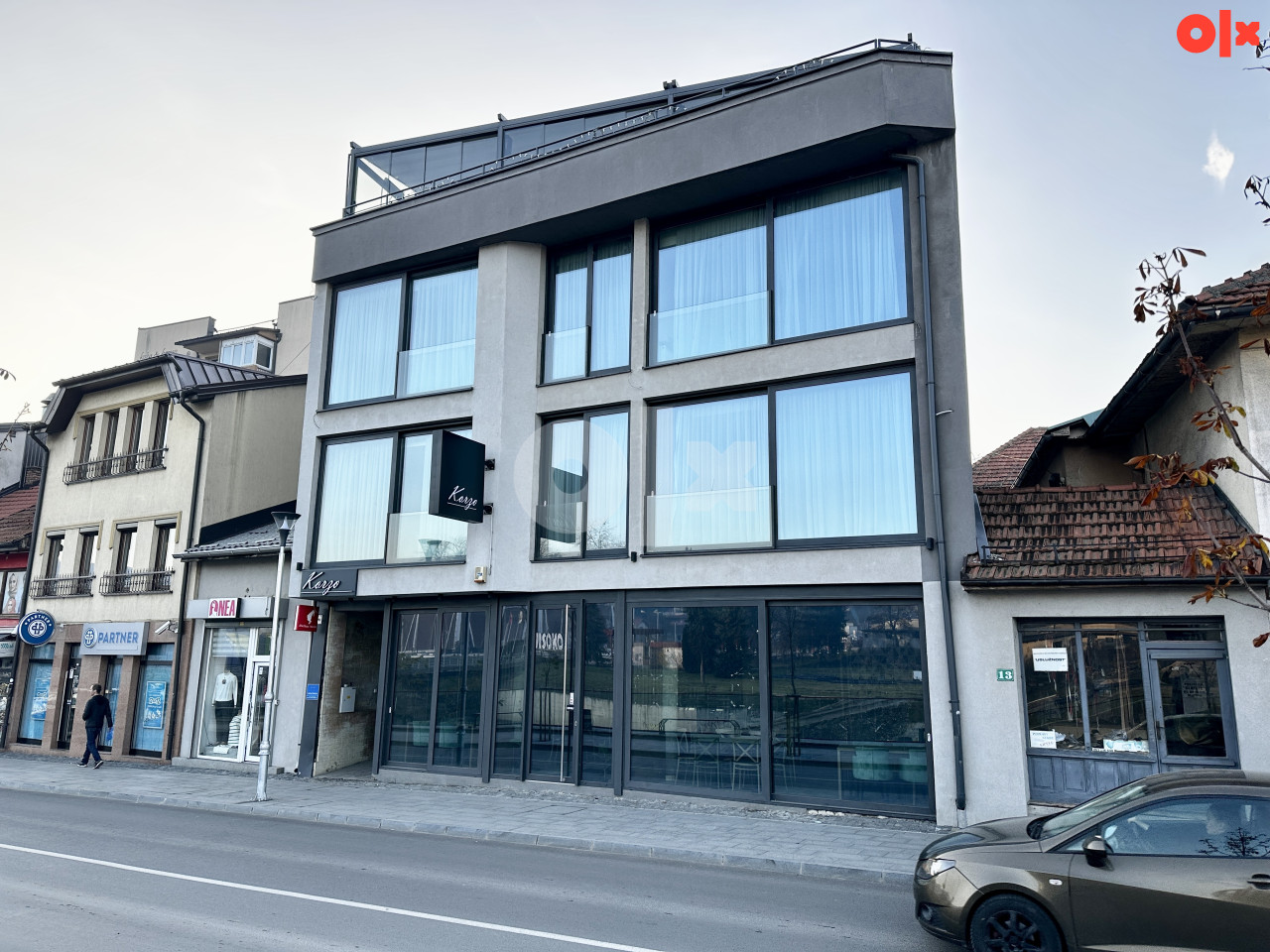TRIMMO/Stambeno-poslovni objekat Korzo-Visoko/698 m2/TOP lokacija