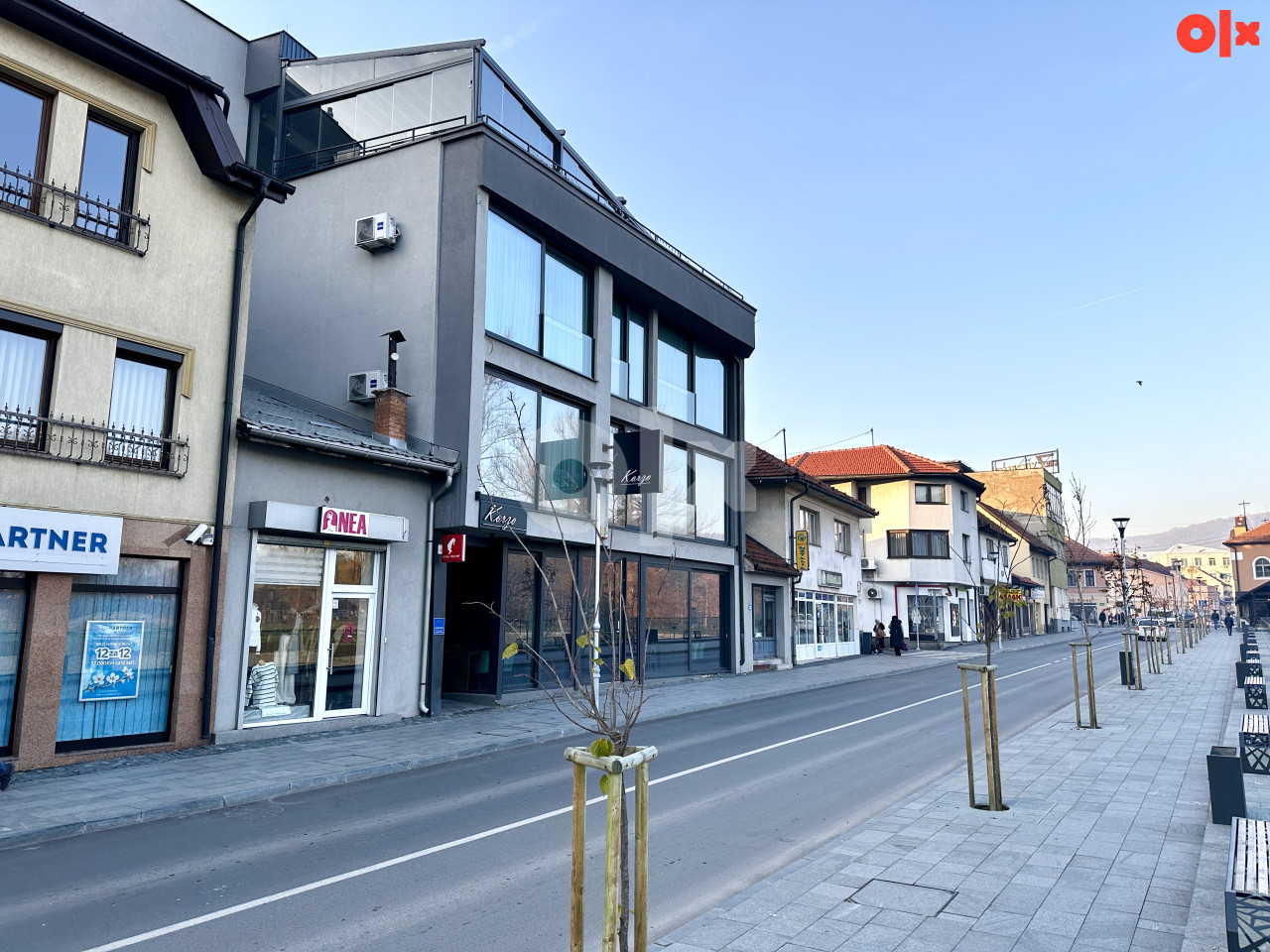TRIMMO/Stambeno-poslovni objekat Korzo-Visoko/698 m2/TOP lokacija 3