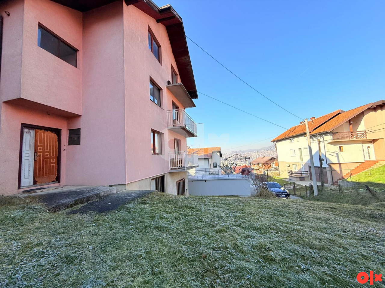 CASA MIA / Kuća 239m2 / Zemljište 950m2 / Aneks / Novi grad 3