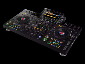 DJ KONTROLER: PIONEER XDJ RX3