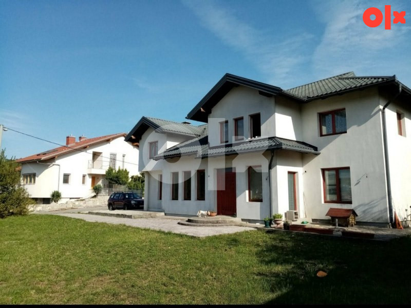 Kuća modernog stila Cazinsko Dedinje 4