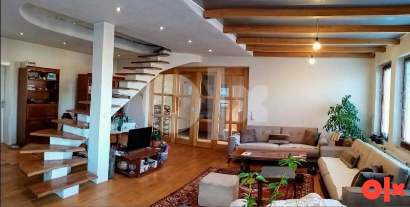 Kuća modernog stila Cazinsko Dedinje 7