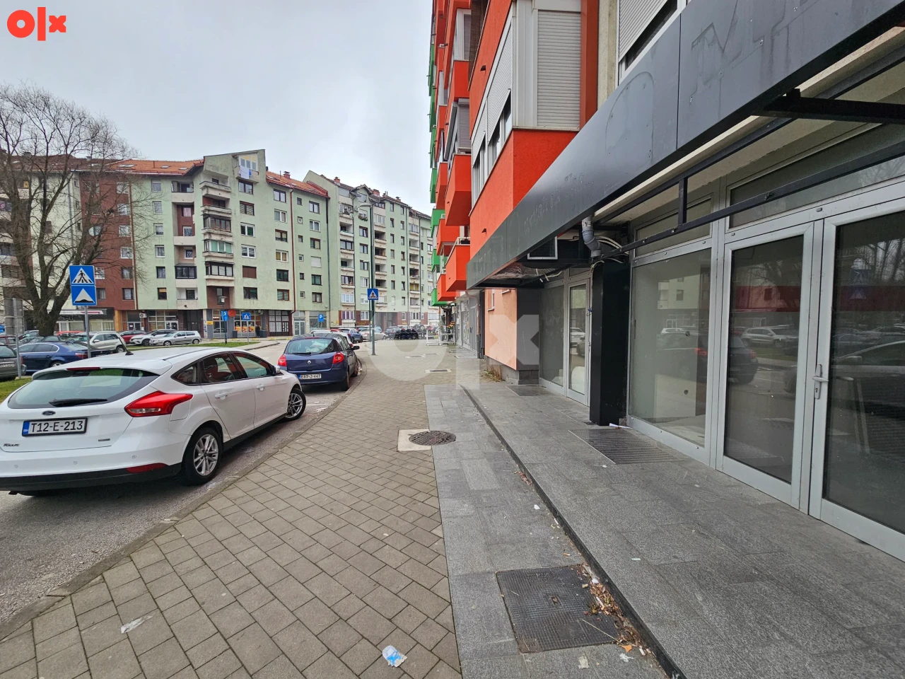Poslovni prostor Dobrinja- Novi Grad 98.74m2 2