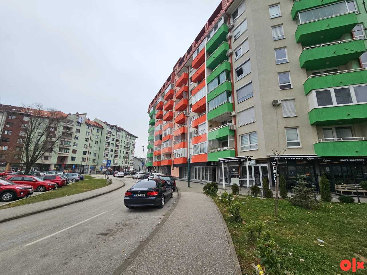 Poslovni prostor Dobrinja- Novi Grad 98.74m2