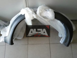 Obrve lajsne rubovi plasticni Golf 2 II stari tip