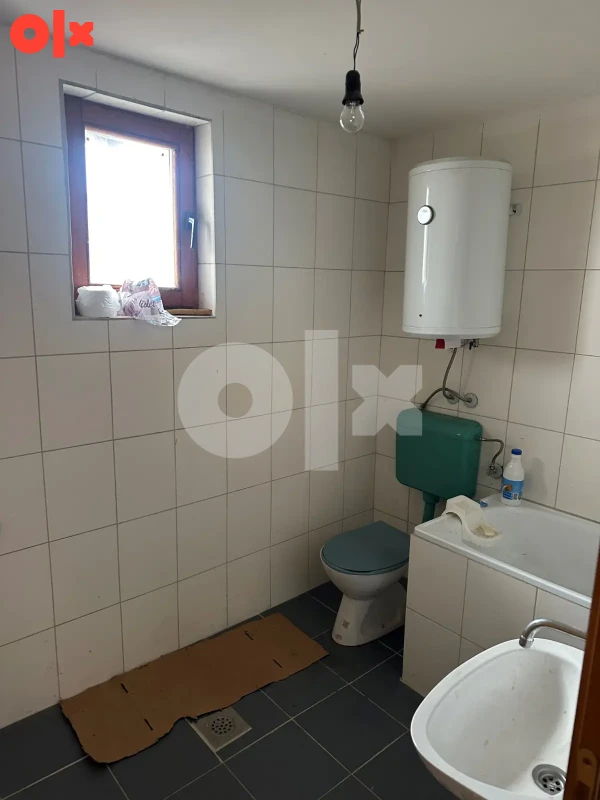 Grdonj - dvije kuće 122m2 + 60 m2 + okućnica 518m2 2