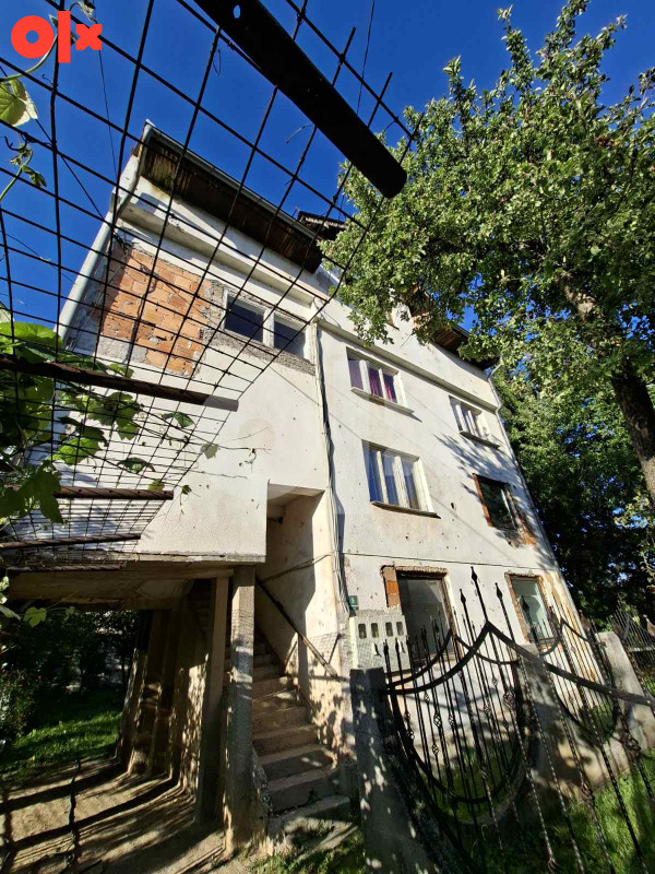 Kuća Ilidža-Otes 500m2, 4 sprata